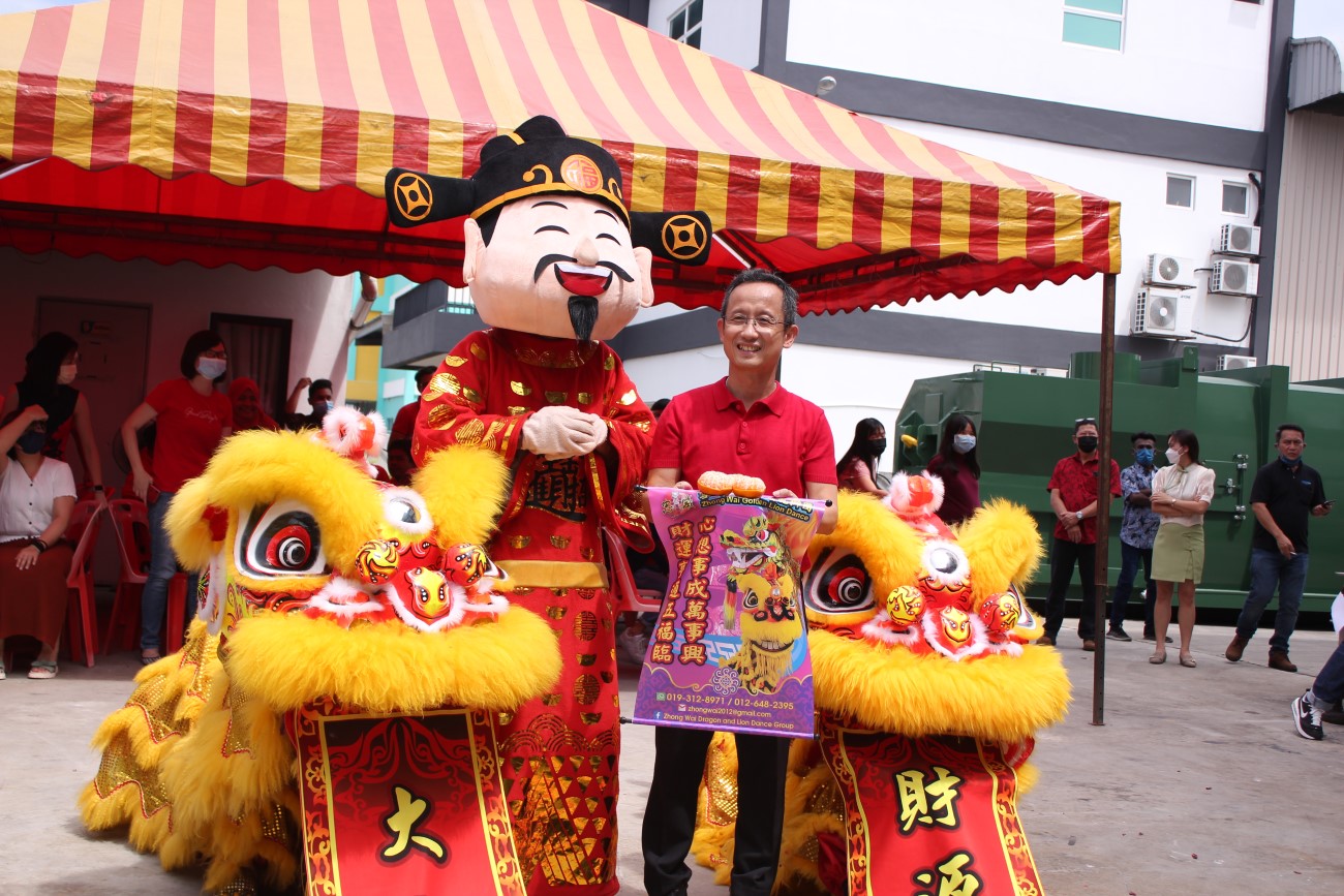 Chinese New Year Lunch and Lou Sang.