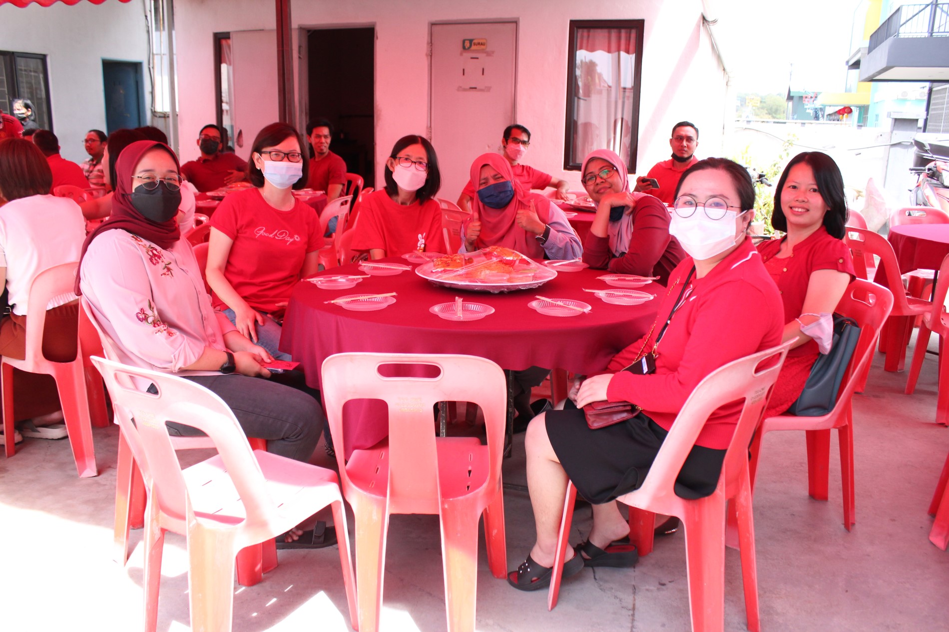 Chinese New Year Lunch and Lou Sang.