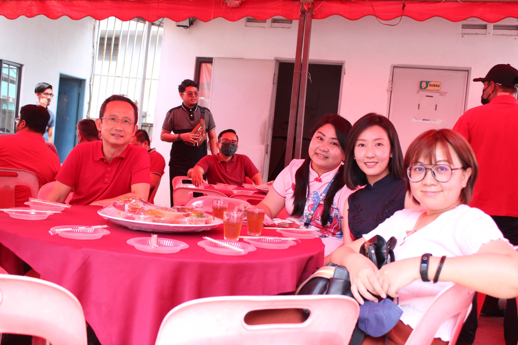 Chinese New Year Lunch and Lou Sang.